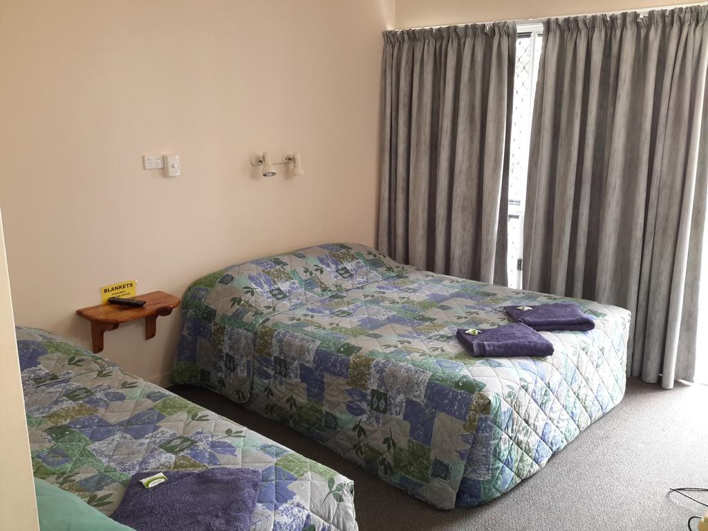 Ocean View Motel Bowen Eksteriør billede