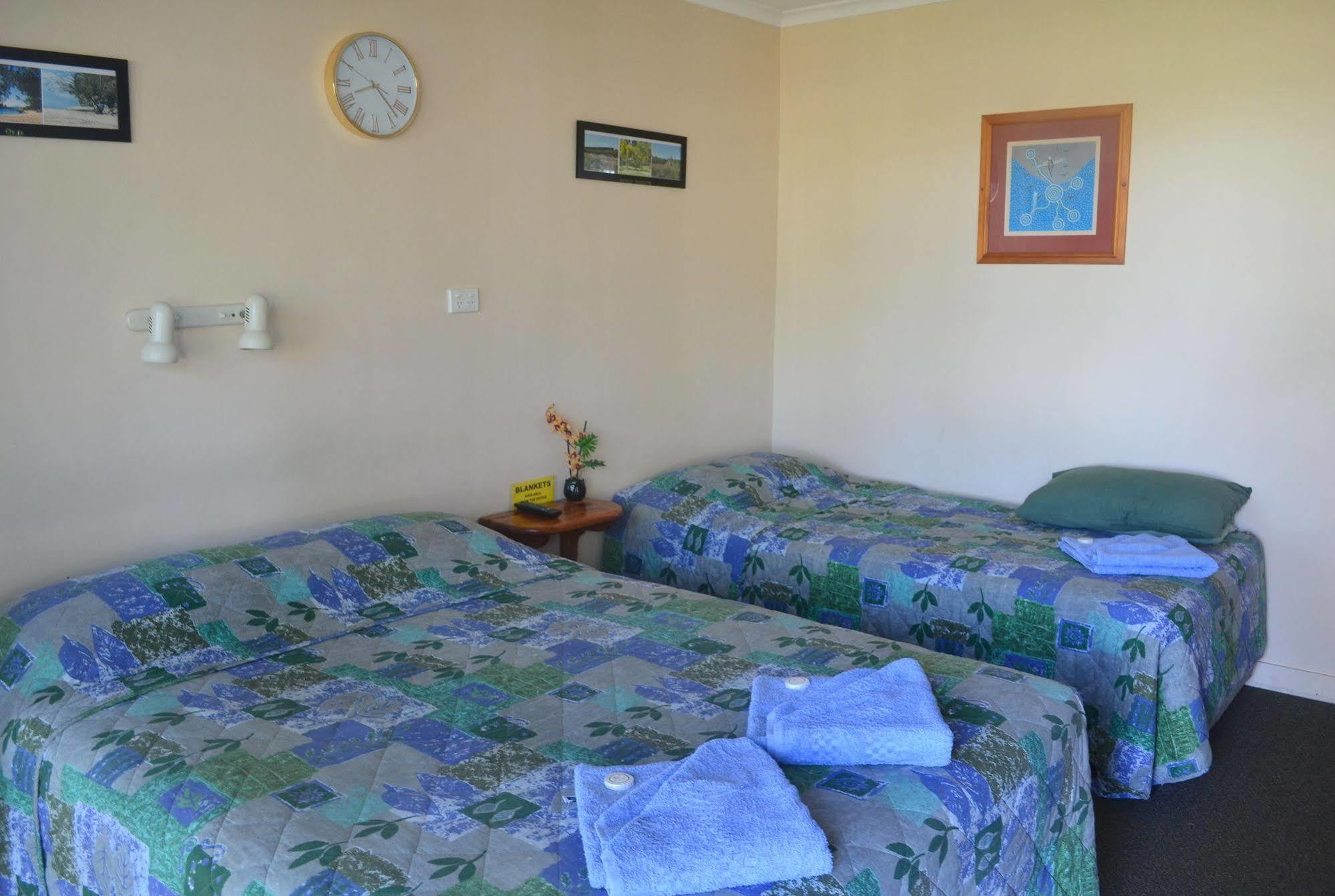 Ocean View Motel Bowen Eksteriør billede